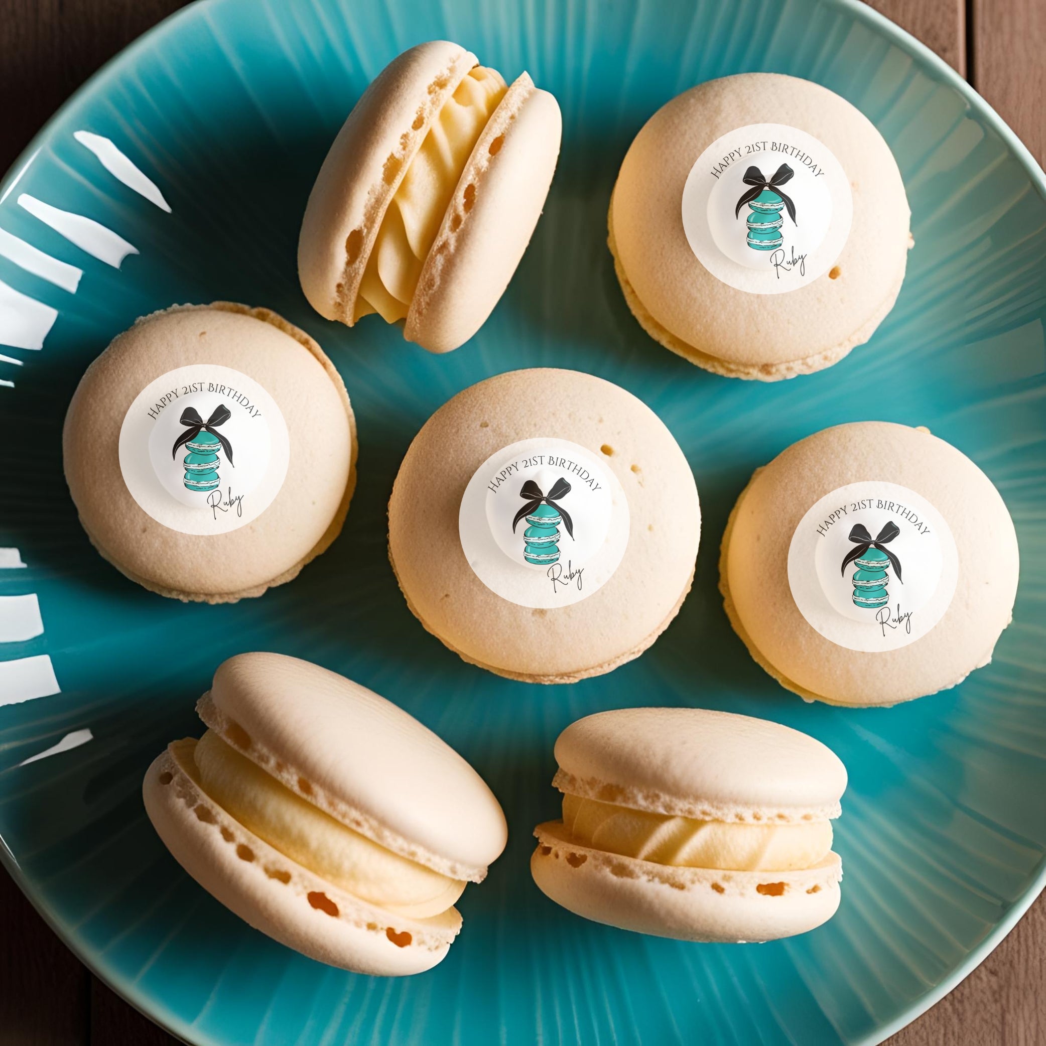 Macaroon edible cake toppers