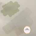 Load image into Gallery viewer, Transparent Macaron Box With Green Insert- Pack Of 10
